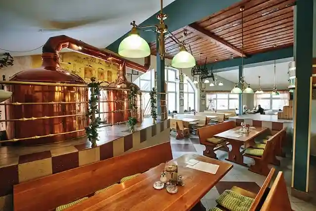 Brauerei und Glasfabrik Harrachov